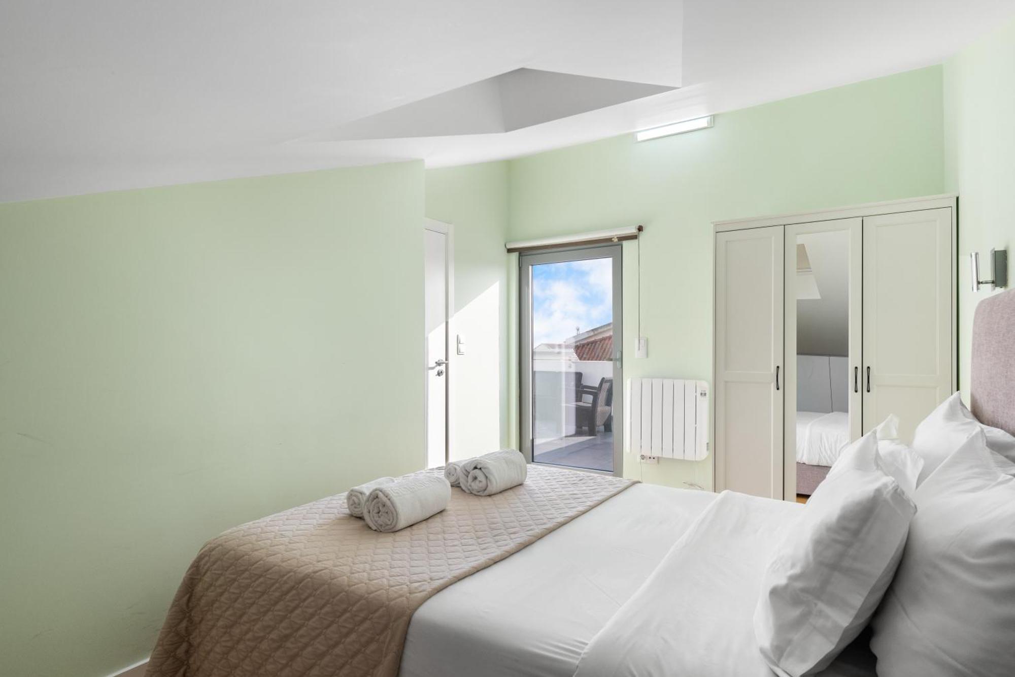 Charmy Villa Estoril By Amber Star Rent Кашкайш Екстериор снимка