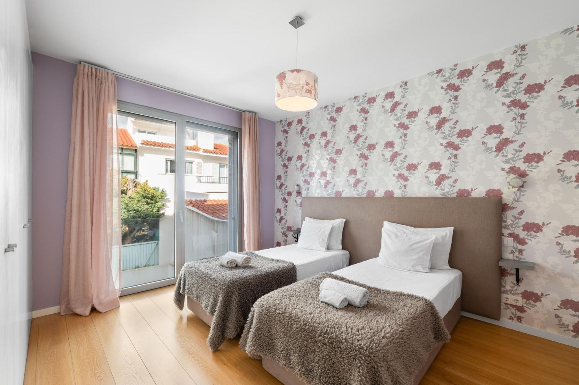 Charmy Villa Estoril By Amber Star Rent Кашкайш Екстериор снимка